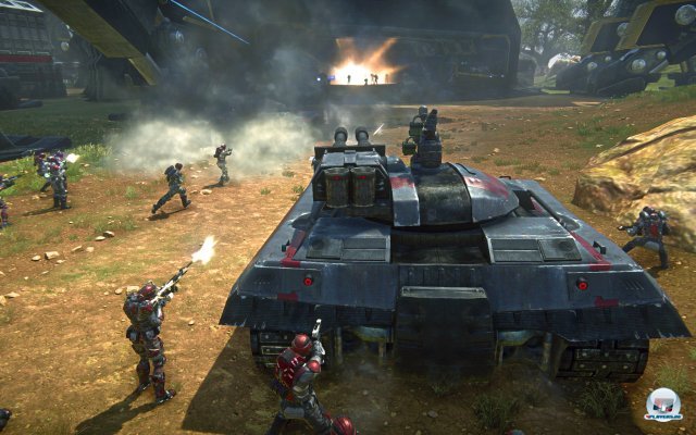 Ein Nachteil der großen Spielwelt bei PlanetSide 2: Viele Texturen z.B. auf Steinen oder auf dem Boden sehen ziemlich unscharf aus. An Polygonen wurde ebenfalls gespart. Ein Nachteil der großen Spielwelt bei PlanetSide 2: Viele Texturen z.B. auf Steinen oder auf dem Boden sehen ziemlich unscharf aus. An Polygonen wurde ebenfalls gespart.